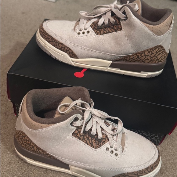 Tan and Brown Air Jordan retro 3 - Picture 1 of 3